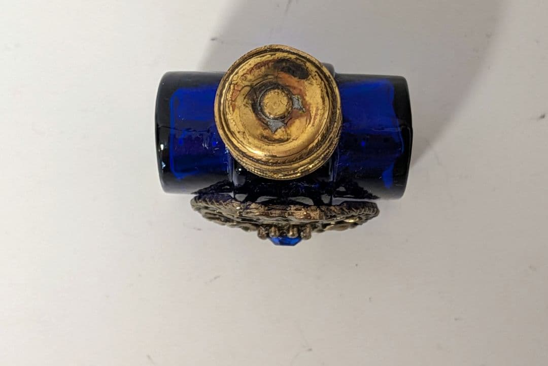 チェコ 香水瓶 コバルトブルーが綺麗 ボヘミアンガラスと他4点と2セット