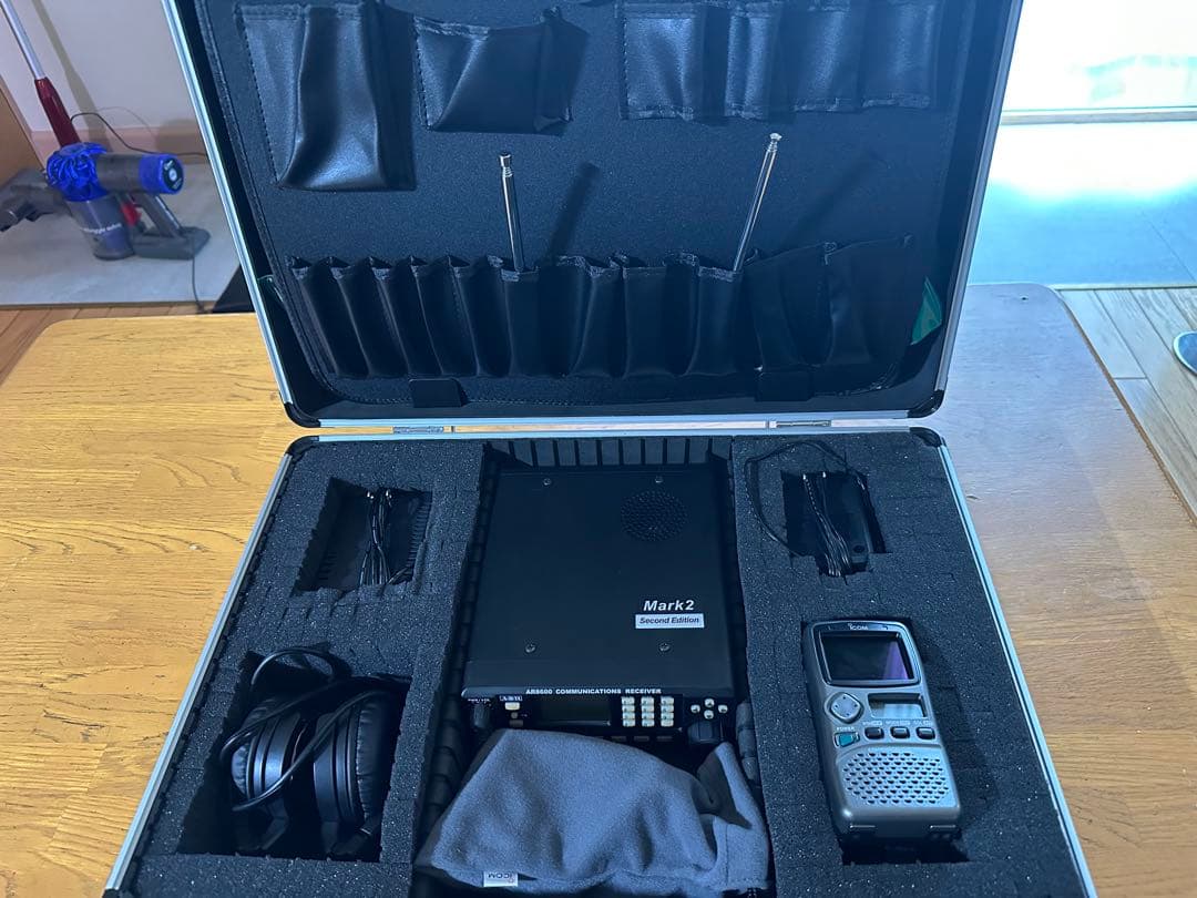 AR8600 コミュニケーション受信機他