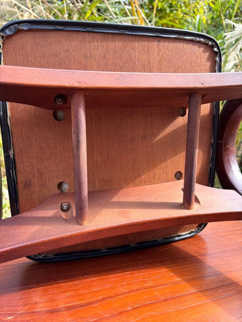 秋田木工　スタッキングスツール　剣持勇　NO.202