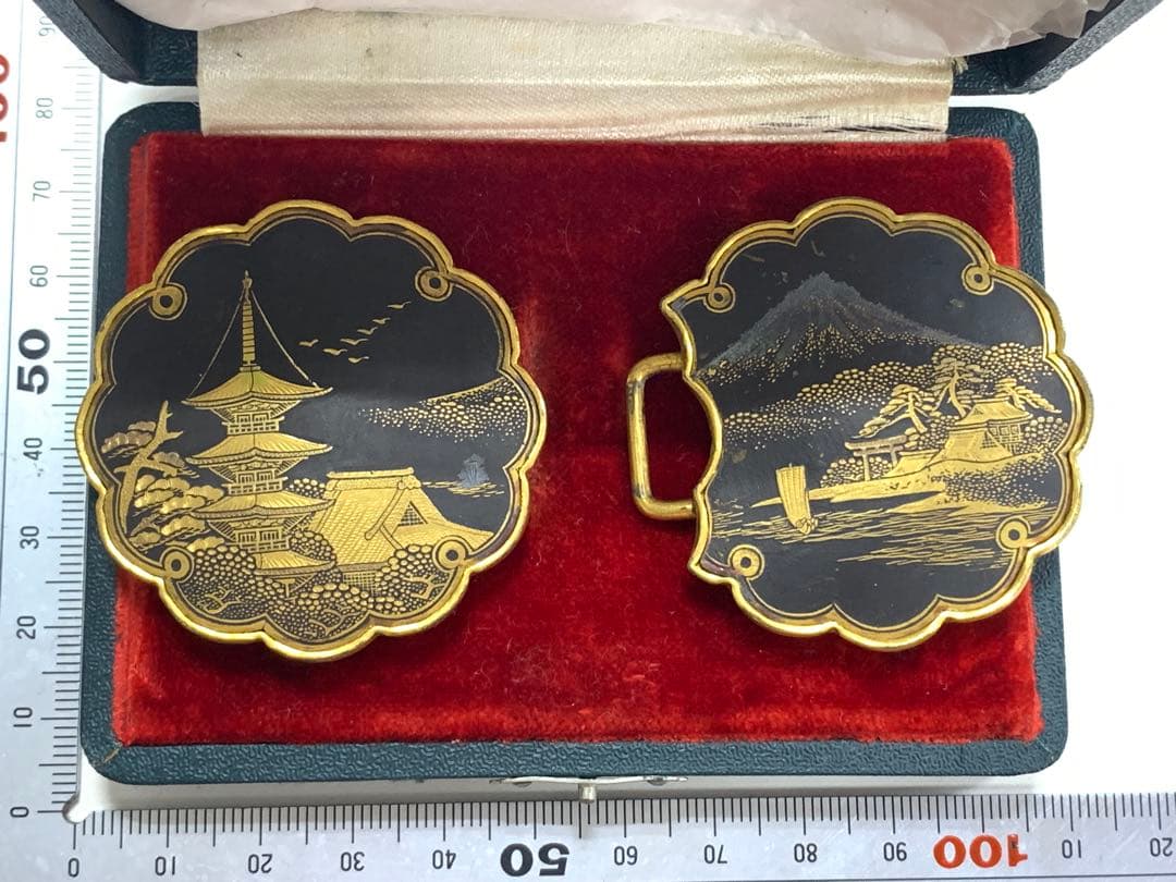 金属製バックル　蒔絵　寺院　五重塔　富士山　日本風景