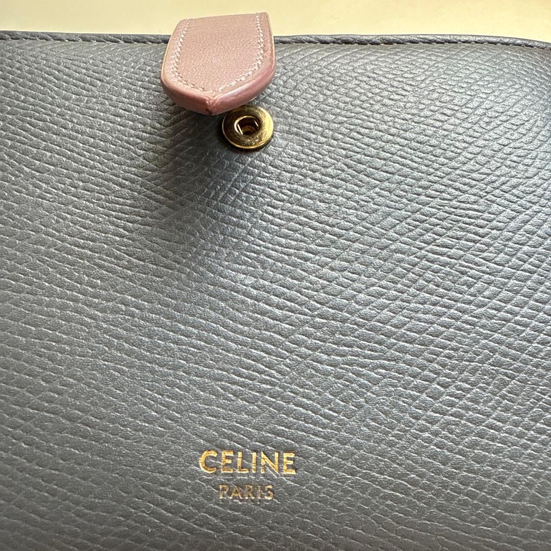 CELINE セリーヌ 財布 ミディアムストラップウォレット