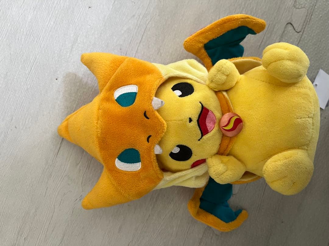 ポンチョを着たピカチュウ ぬいぐるみ 4体セット