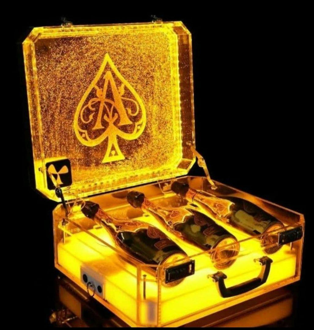 最新 アルマンド Armand アタッシュケース LED 信号機