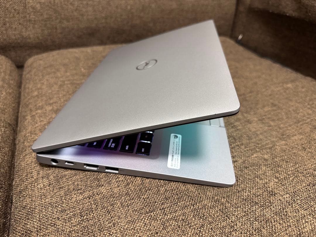 Dell 14 インチ　i5 10世代　16GB バッテリー97％office