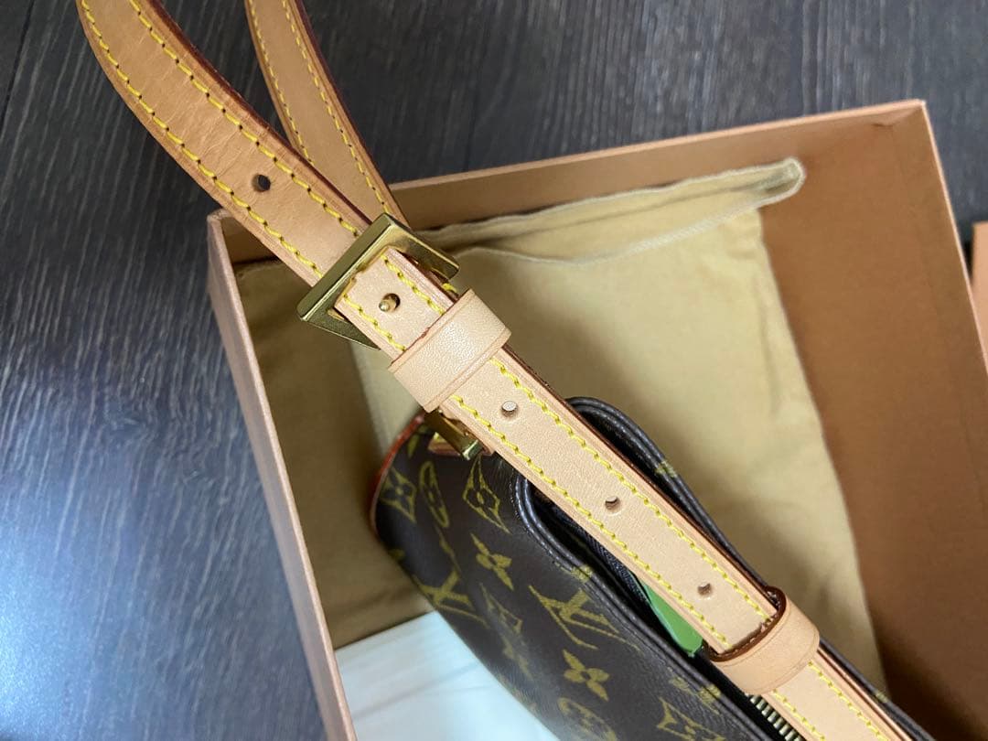 未使用Louis Vuitton トロターモノグラム ショルダーバッグ