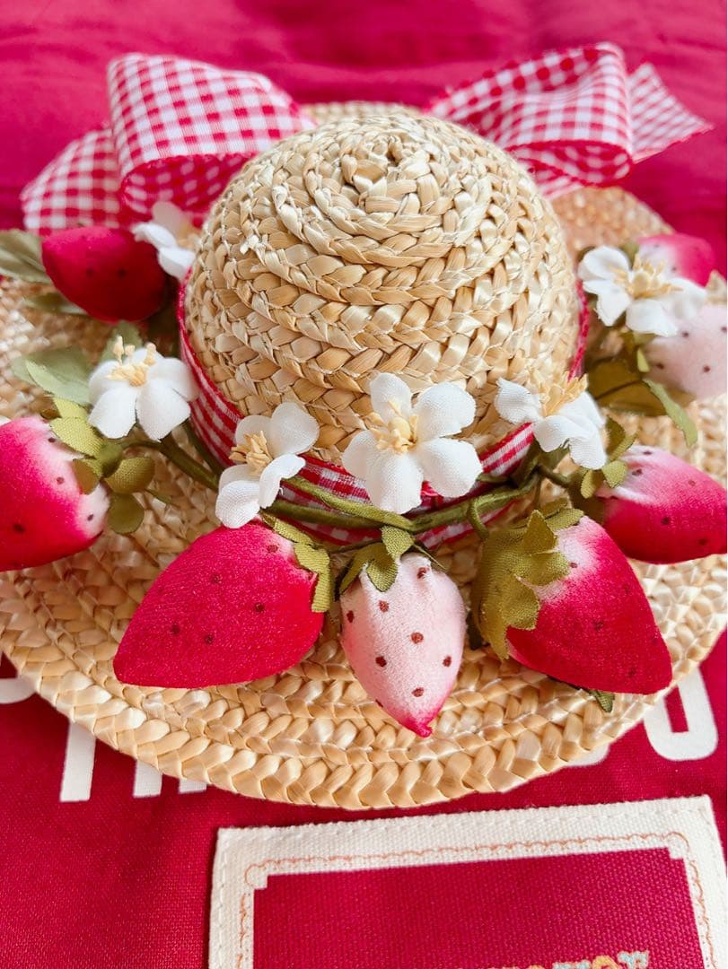 ピンクハウス❤️【未使用】麦わら帽子といちごのコサージュ❤️