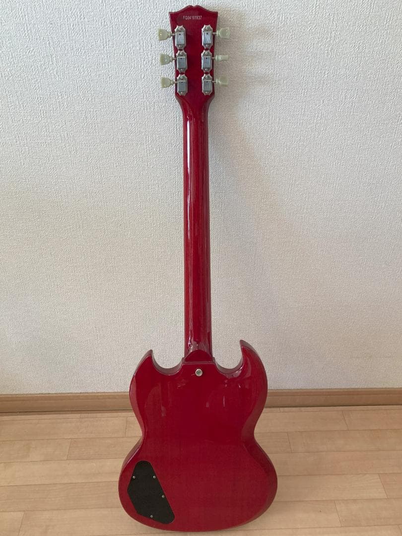 Bunny Super Grede SG　と　Boss　CH-1