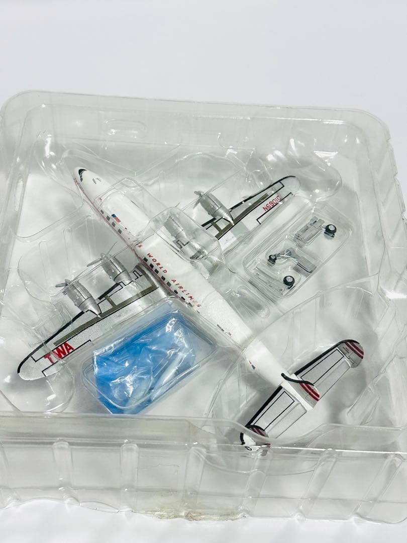 ホビーマスター 1/200 TWA Lockheed Constellation