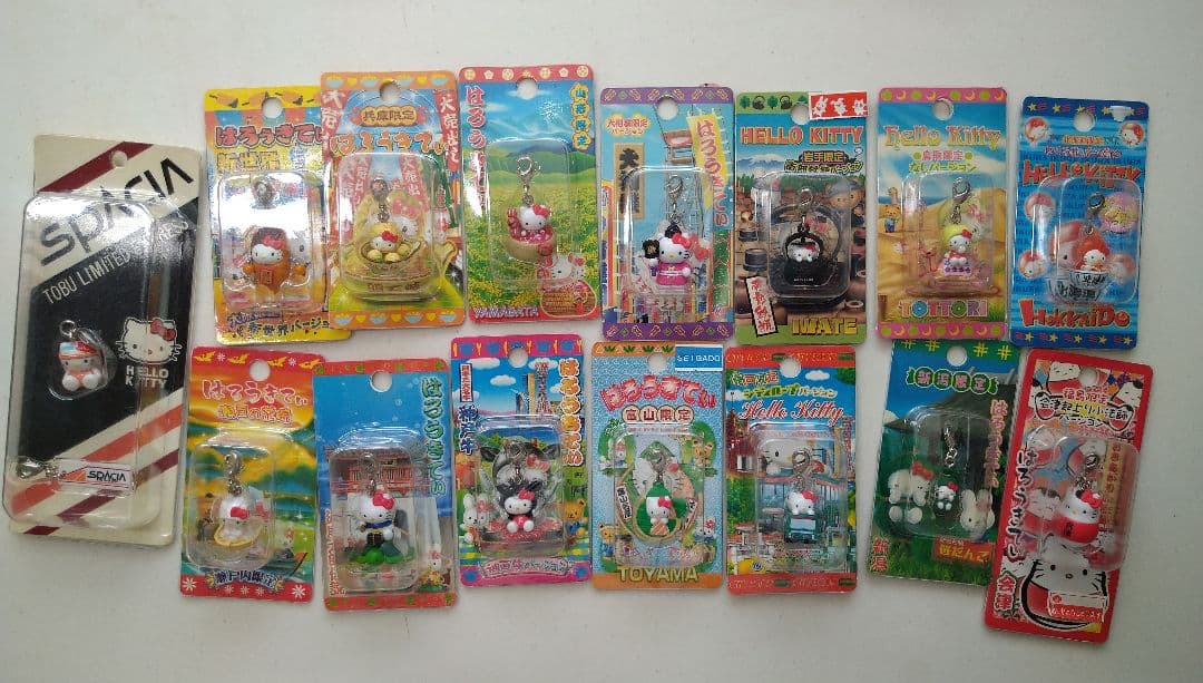 ご当地キティ　ストラップ　まとめ売り