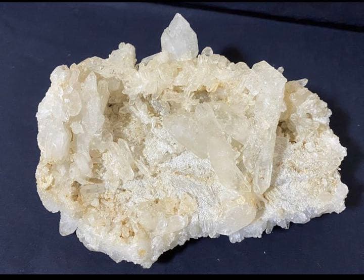 ヒマラヤンクォーツ　1.4kg 鉱物標本