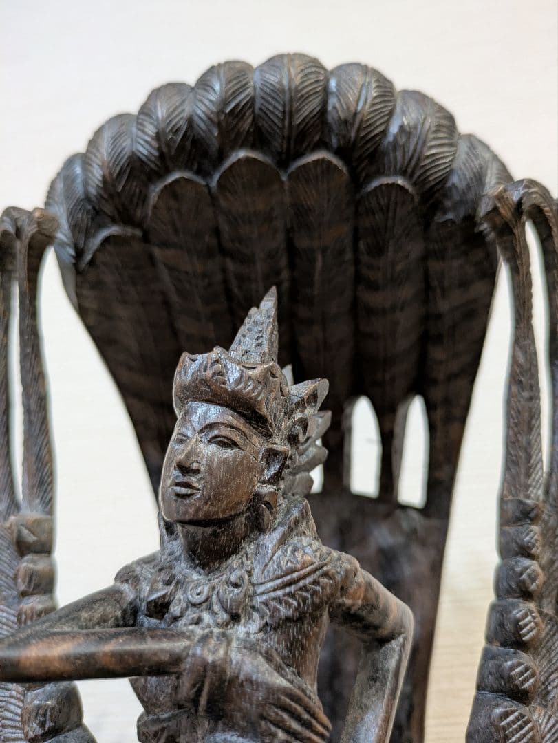 ガルーダ像オブジェ