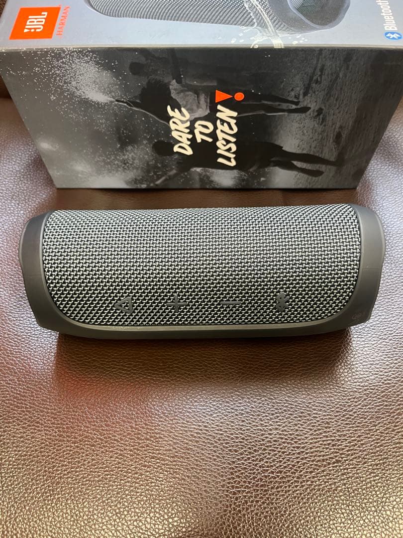 JBL FLIP ESSENTIAL2 Bluetoothスピーカー　ほぼ新品