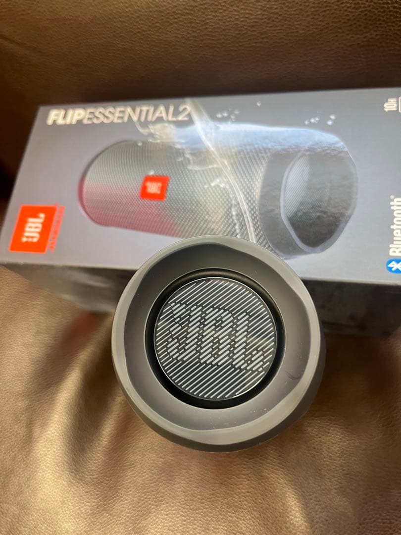 JBL FLIP ESSENTIAL2 Bluetoothスピーカー　ほぼ新品