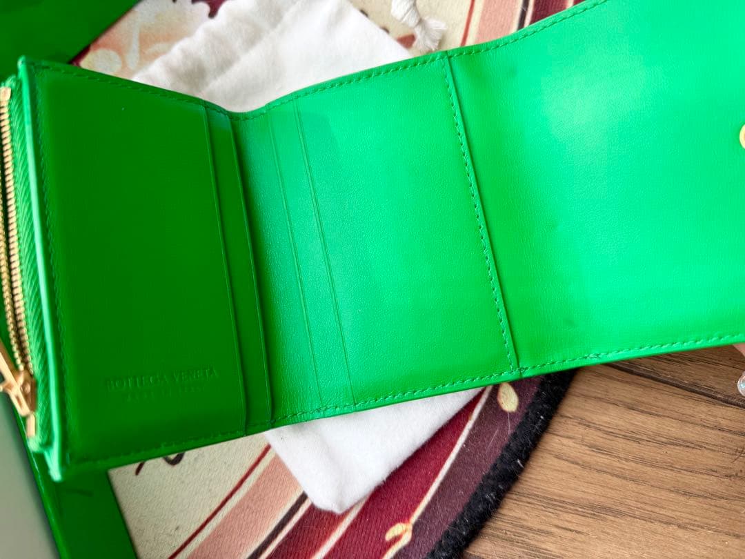 BOTTEGA VENETA 三つ折り財布 グリーン