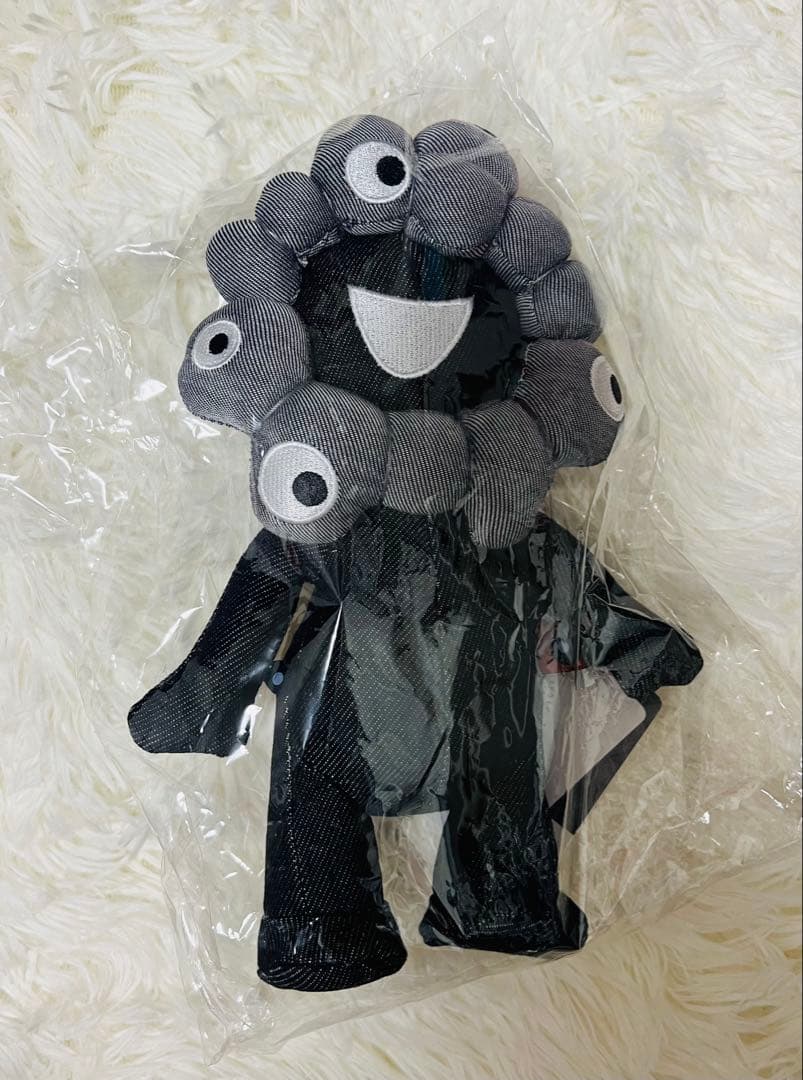 大阪関西万博　EDWIN ミャクミャク　ぬいぐるみ　大