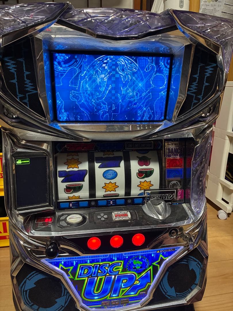 DISC UP スロットマシン