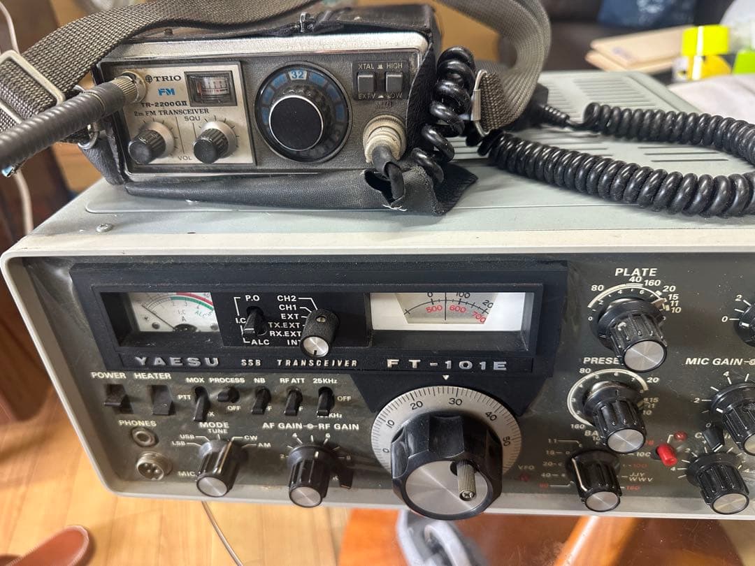 ヤエス無線 YAESU FT-101E 無線機+ TR-2200G2