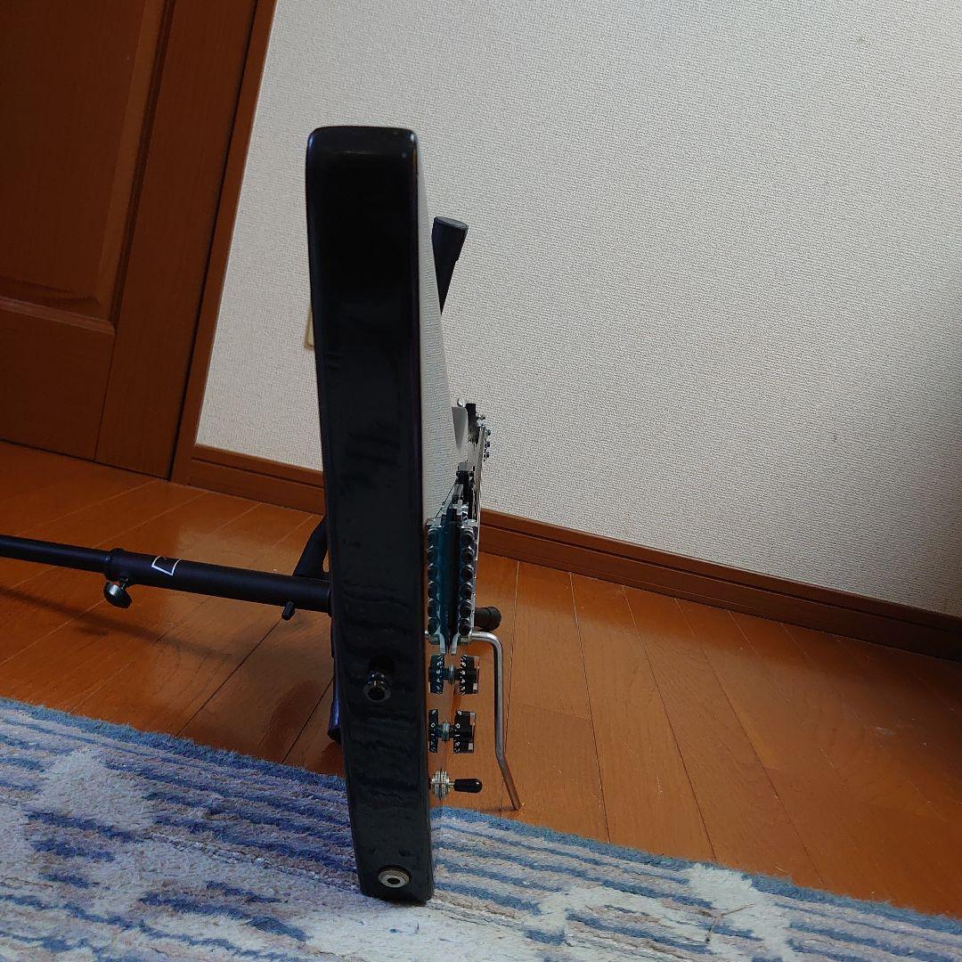 FERNANDES エレキギターエクスプローラータイプ