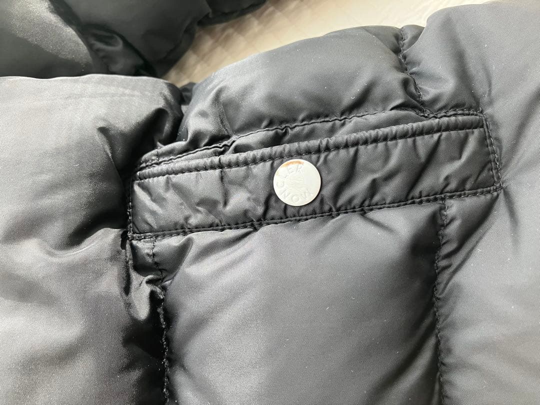 MONCLER キッズダウンコート ブラック/ホワイト