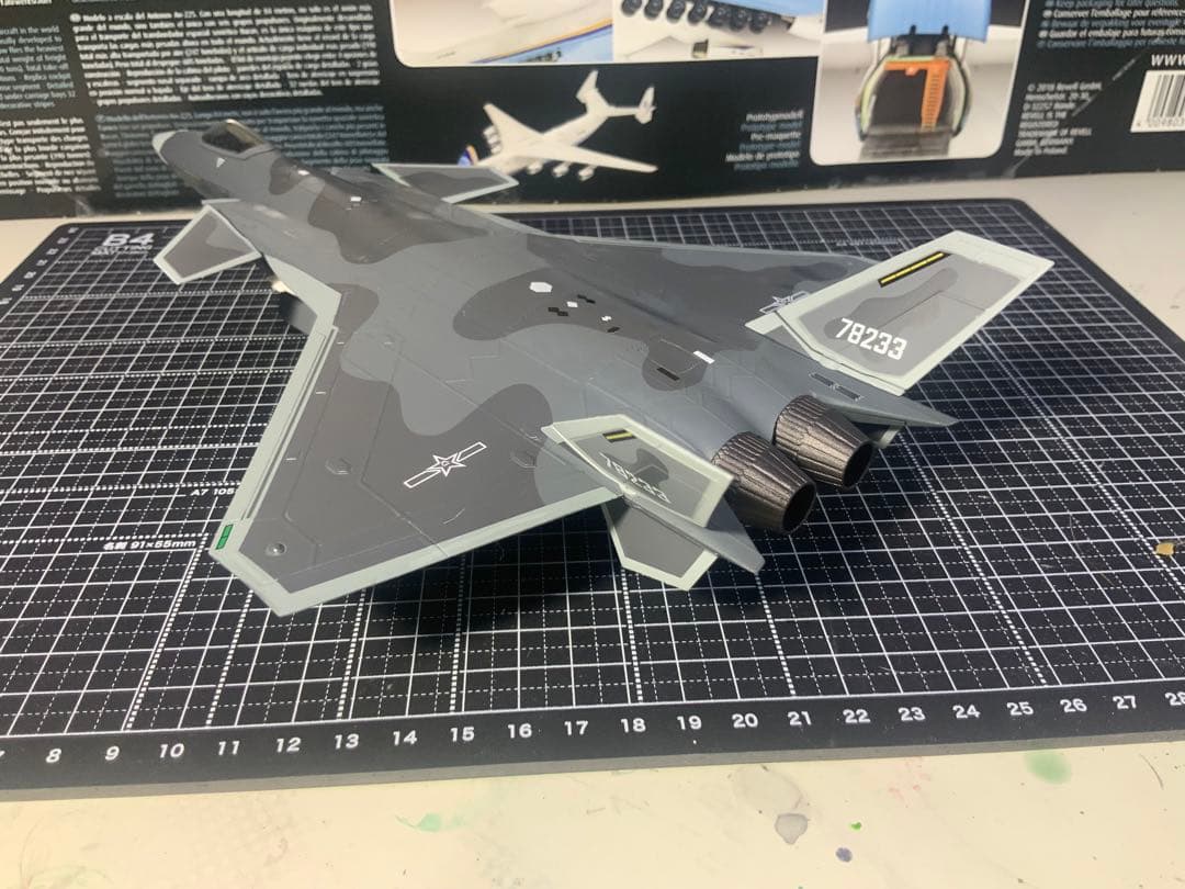 1／72スケール中国軍J20ステルス戦闘機