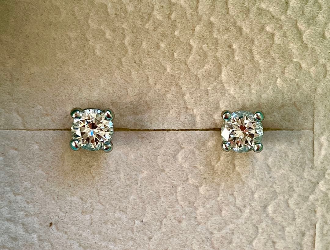 【期間限定お値下げ】ティファニー ソリティアピアス 両耳用(0.11ct×2)