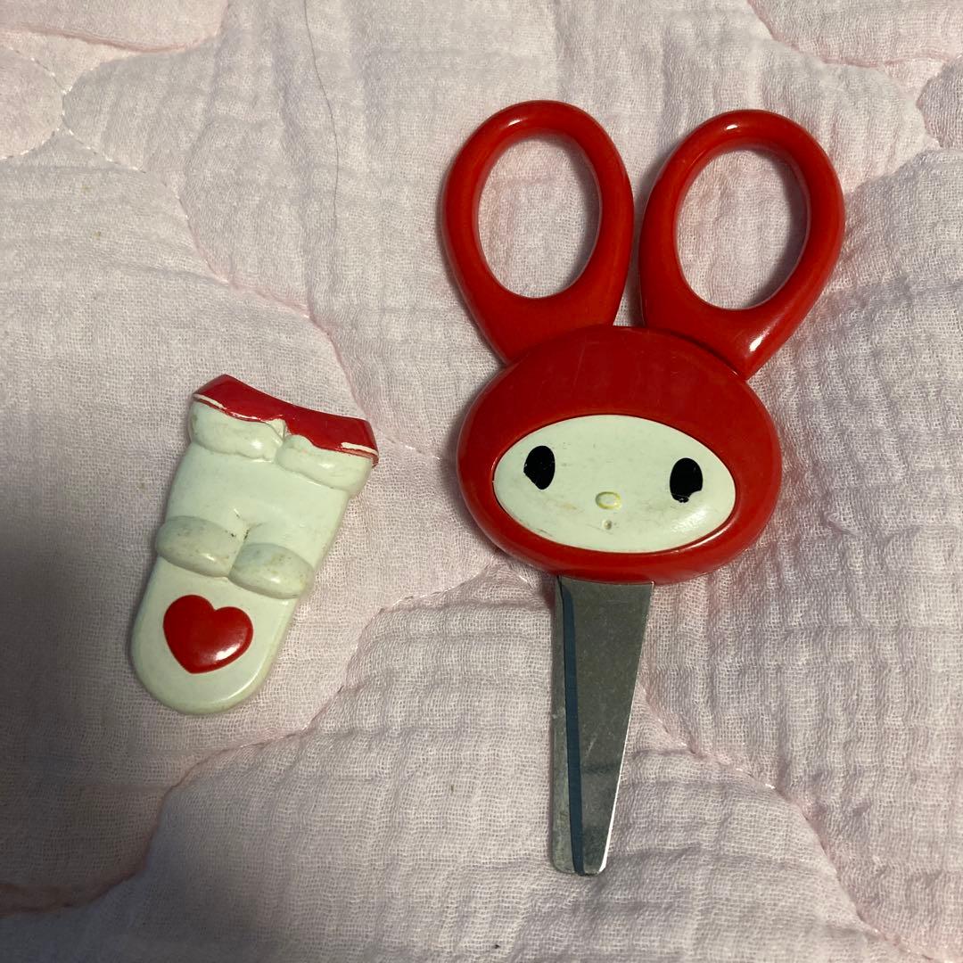 マイメロディ はさみ 赤と白
