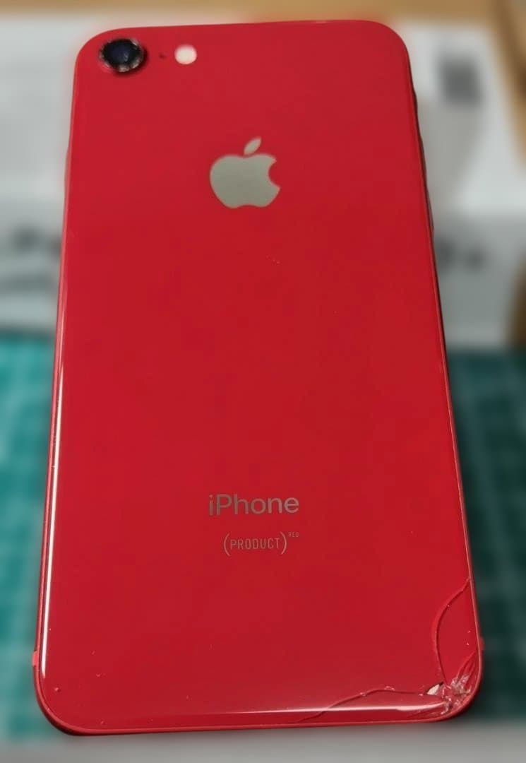 Apple iPhone 8 64g RED SIMロックなし 裏面割れあり