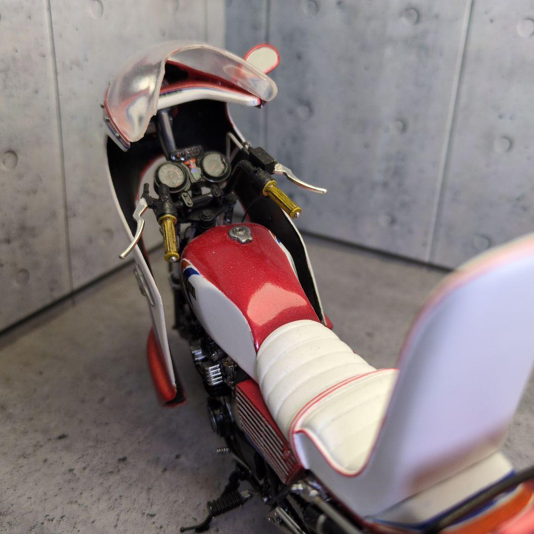 アオシマ製1/12ヤマハXJ400プラモデル