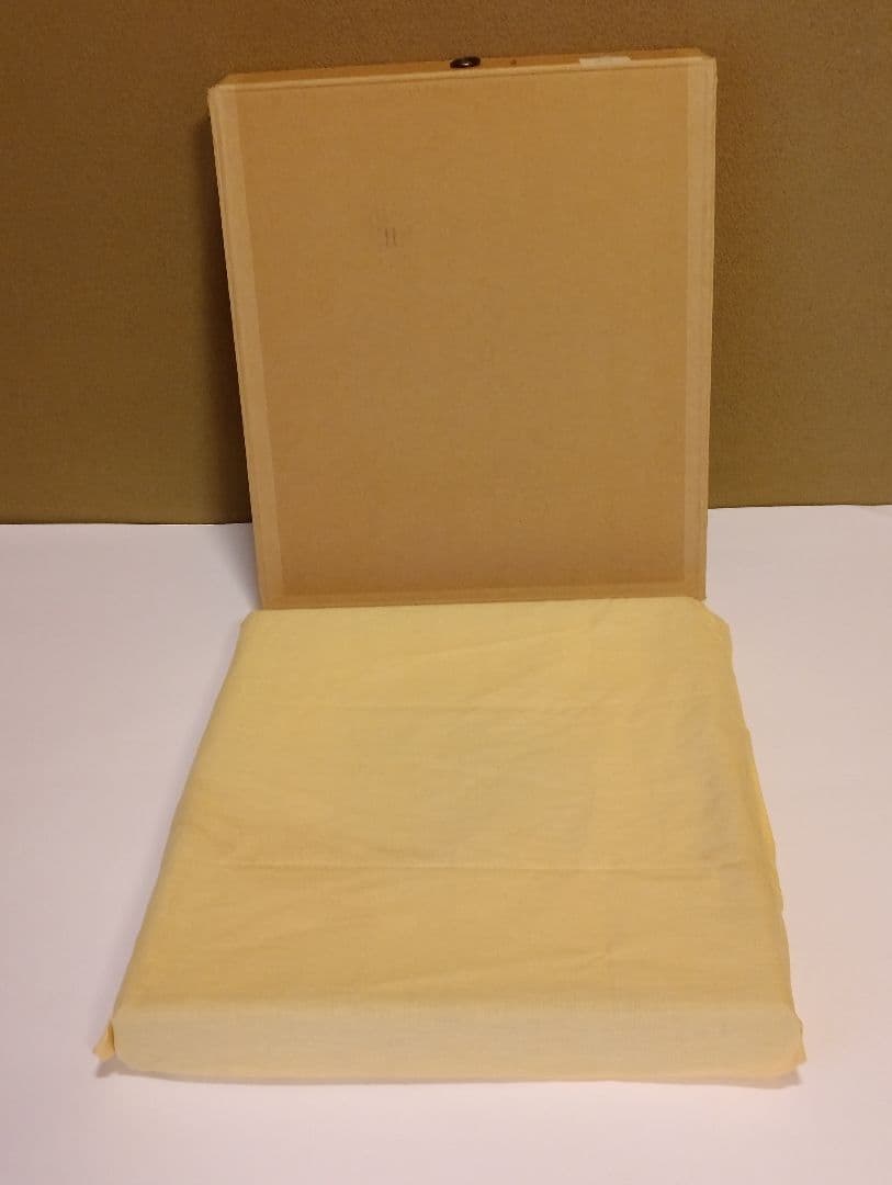 緑釉金彩松 陶額 陶板額装　和モダン 共箱・布付き