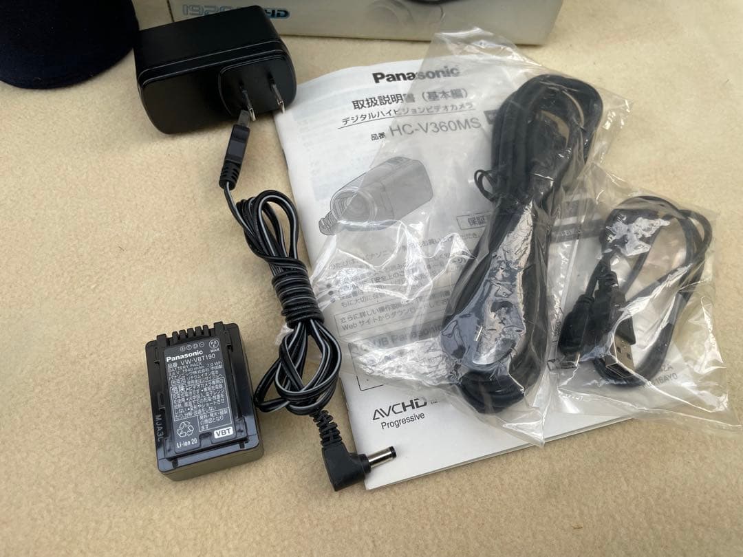 美品　Panasonic デジタルビデオカメラ　HC-V360MS