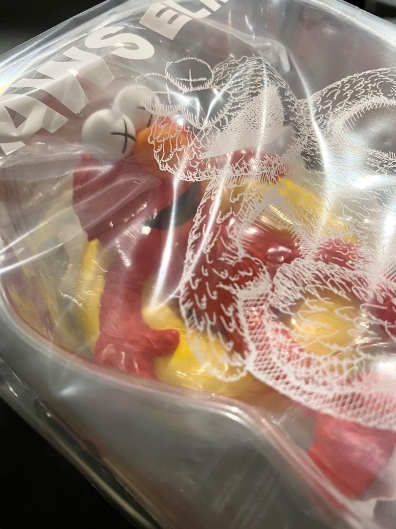 【新品未開封】正規品 DDT Kaws Elmo ソフビ