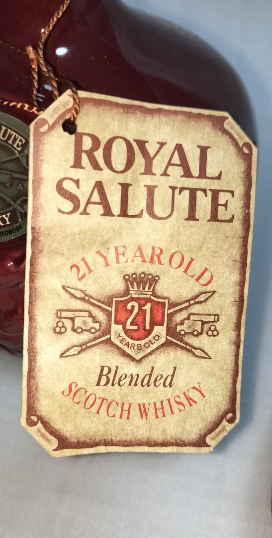 ★古酒★希少！スコッチウイスキー/ロイヤルサルート21年 赤陶器ボトル箱付