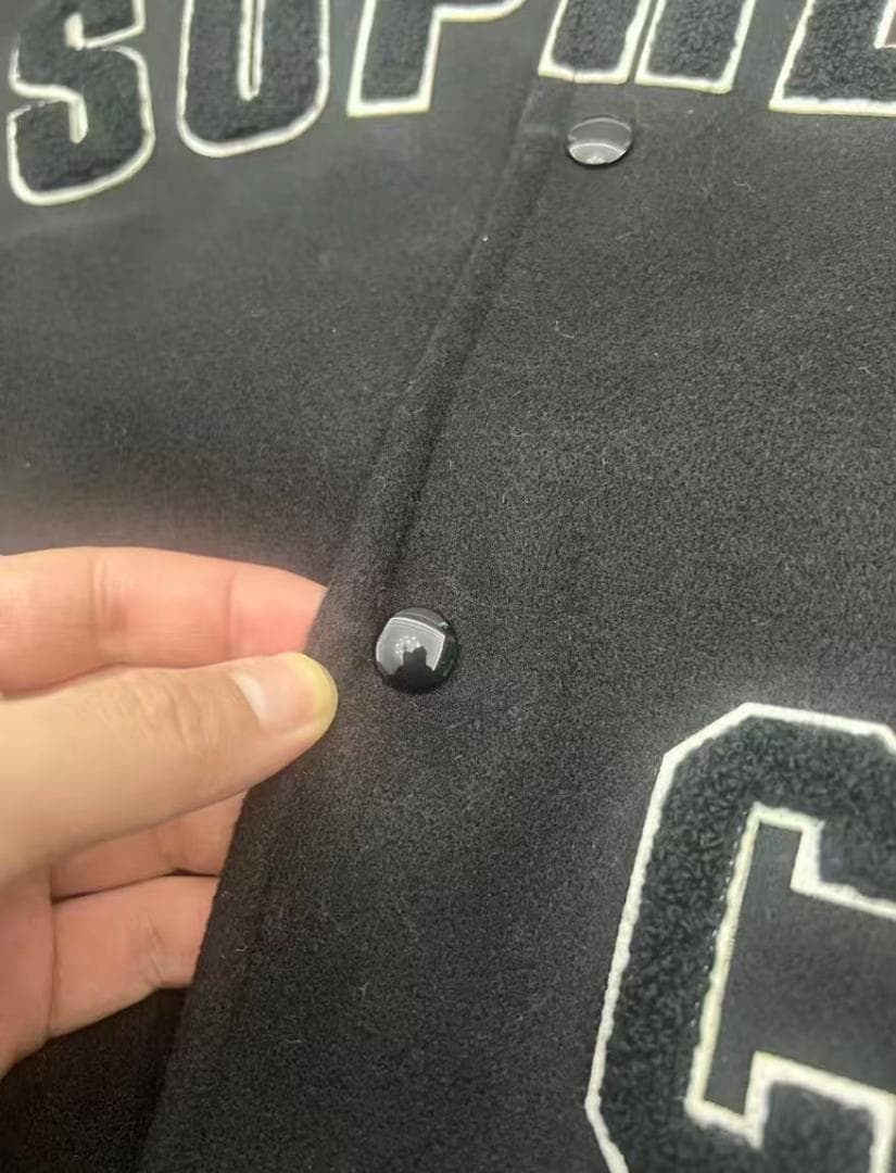 シュプリーム プレイズ バーシティジャケット ブラック