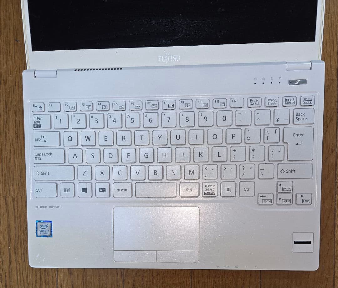 富士通 LIFEBOOK UH92/B3ホワイト タッチパネル