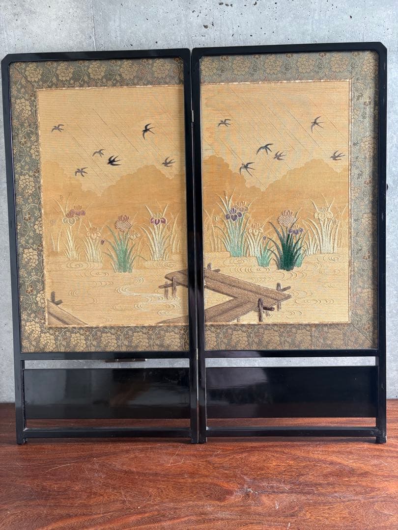 刺繍　屏風間仕切り　パーテーション　菖蒲（あやめ）八つ橋（やつはし）　つばめ