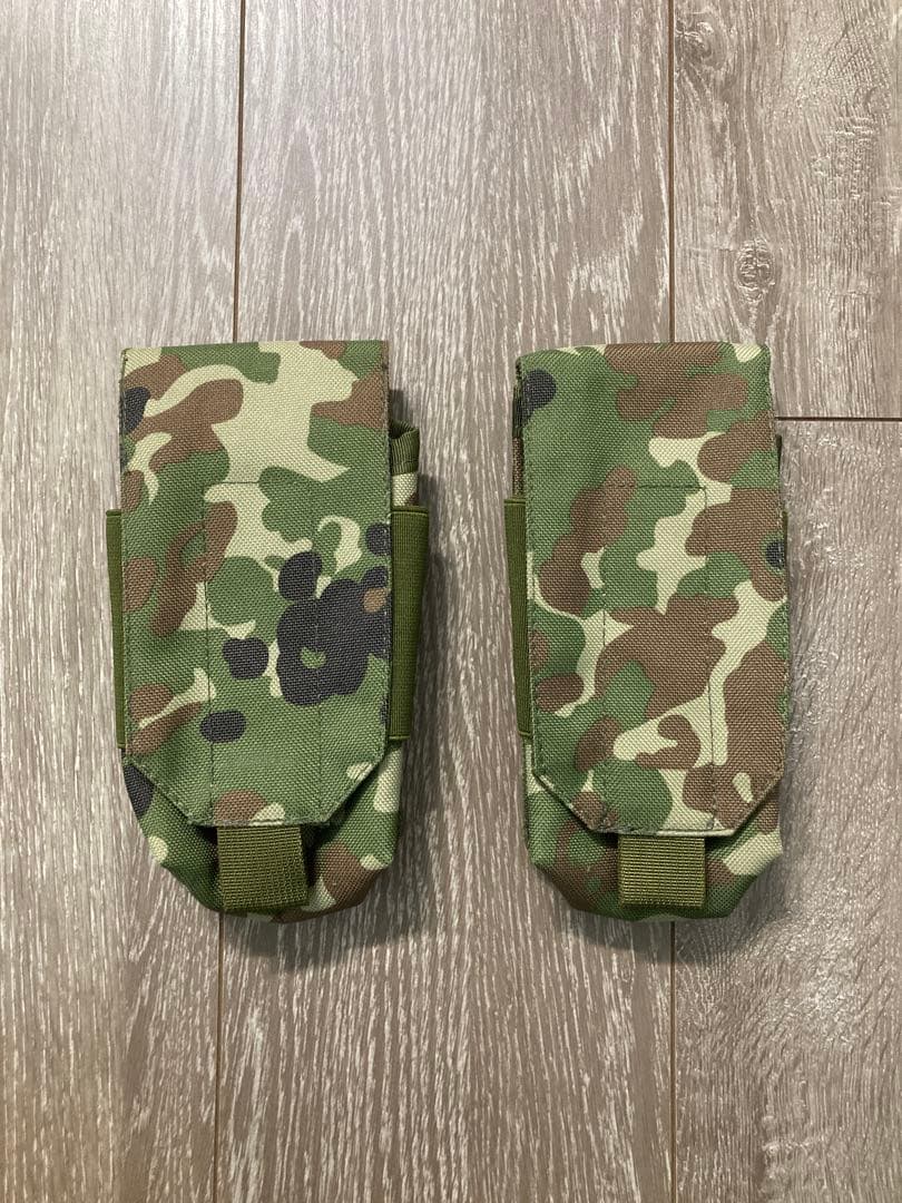 タグ付き　陸自迷彩２型トップ製イラク弾納　マルチカム マガジンポーチ 2個セット