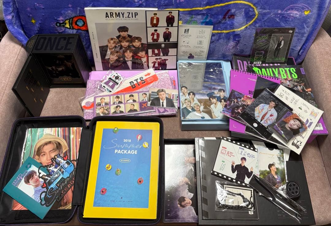 【パケ無300引】BTS ZIP MARCH BOX シーグリ　サマパケ　セット