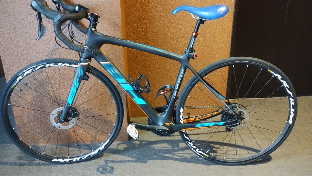 【美品】BH　クオーツQUARTZ　Disc　フルカーボン　105　油圧