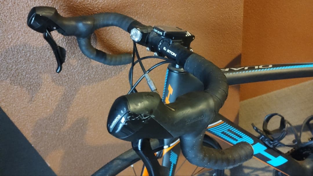 【美品】BH　クオーツQUARTZ　Disc　フルカーボン　105　油圧