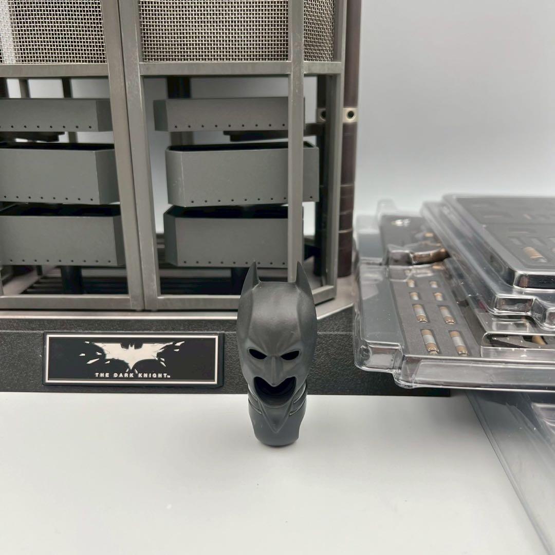 ホットトイズ　1/6　フィギュア　バットマン　ダークナイト　ジョーカー　格納庫