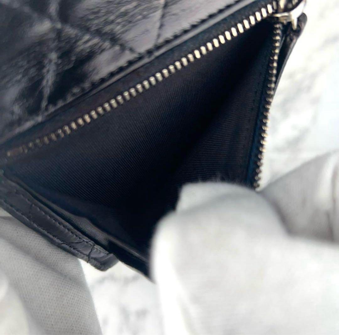 22 CHANEL マトラッセ　ミディアムサイズ　コンパクト　折り財布