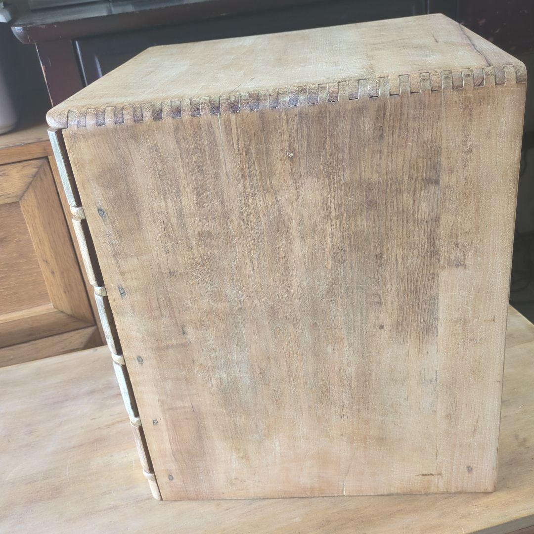 古道具　アンティークやや大きめ5段引き出し