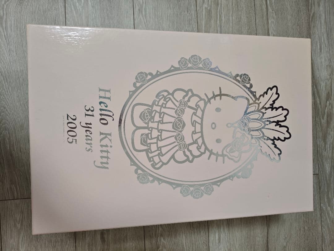 ハローキティ　バースデードール　2005年　サンリオピューロランド限定