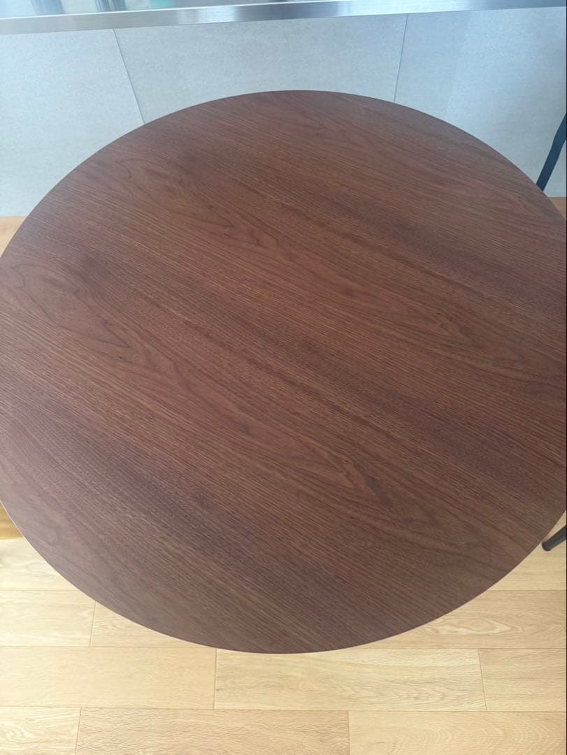 テーブル KARE ラウンドテーブル 丸テーブル ダイニングテーブル