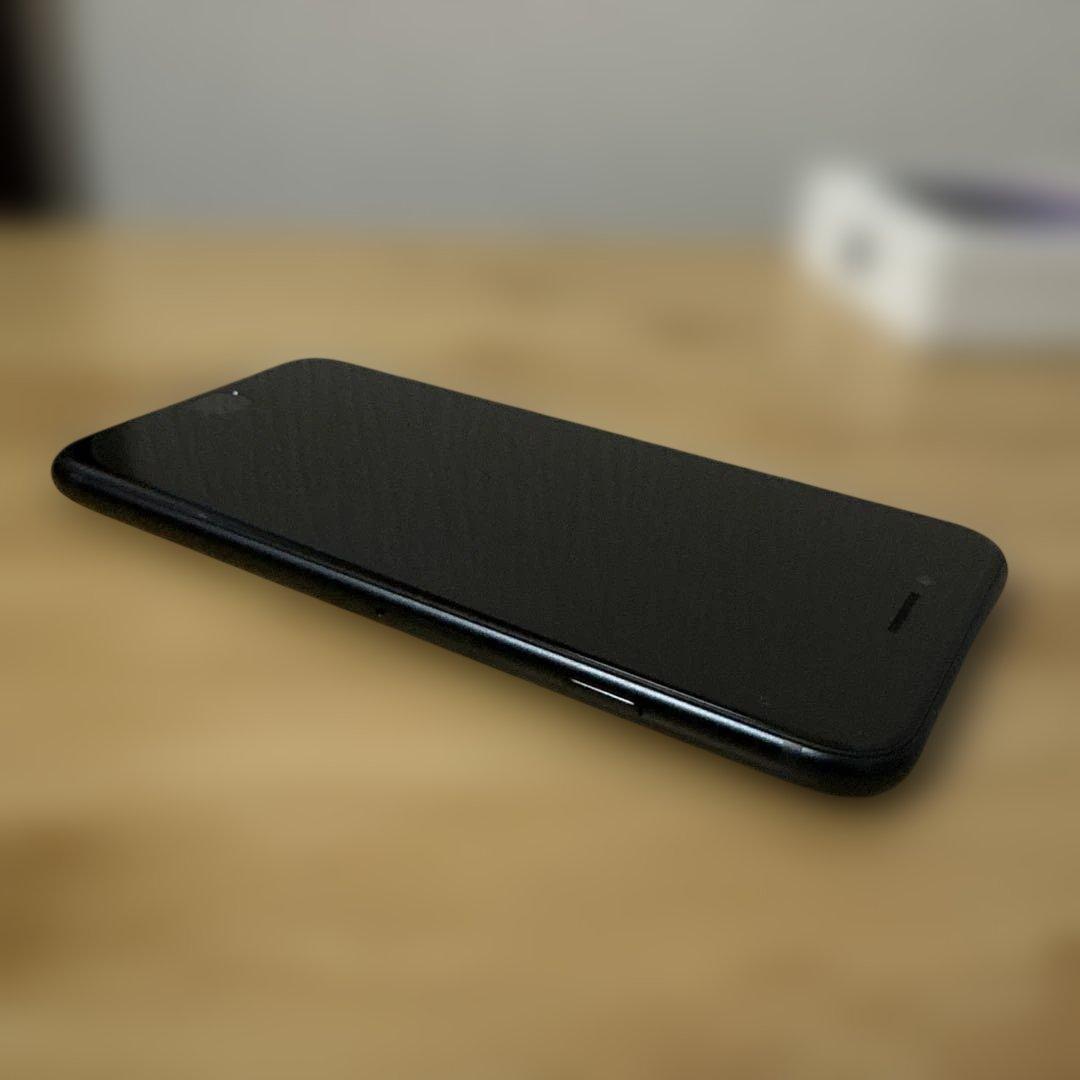 iPhone SE 第3世代 128GB ミッドナイトカラー