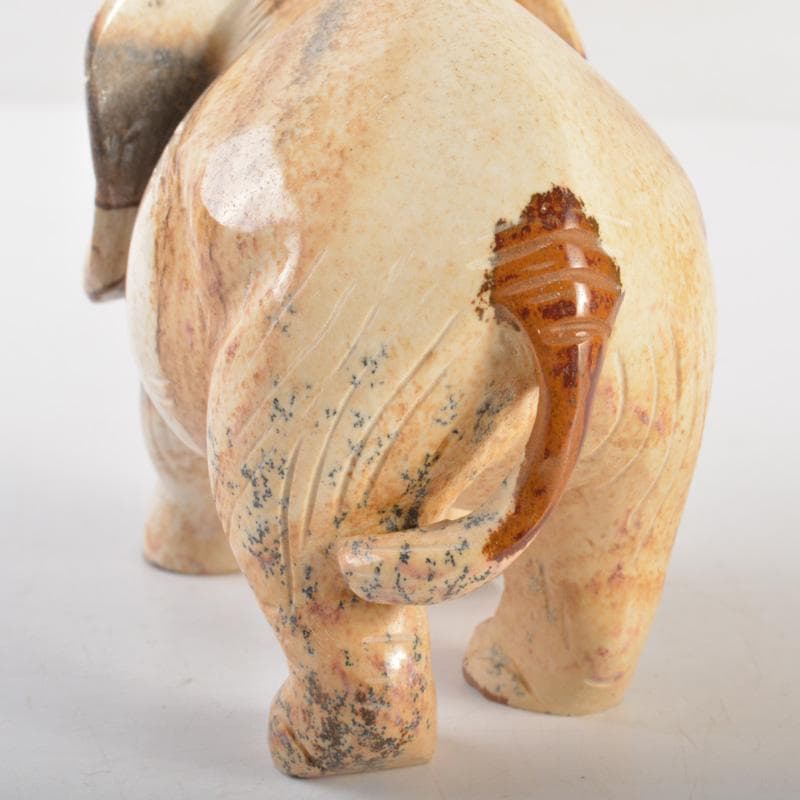 天然石　細密彫刻　象　置物　約411g　桐箱付　C　R7273