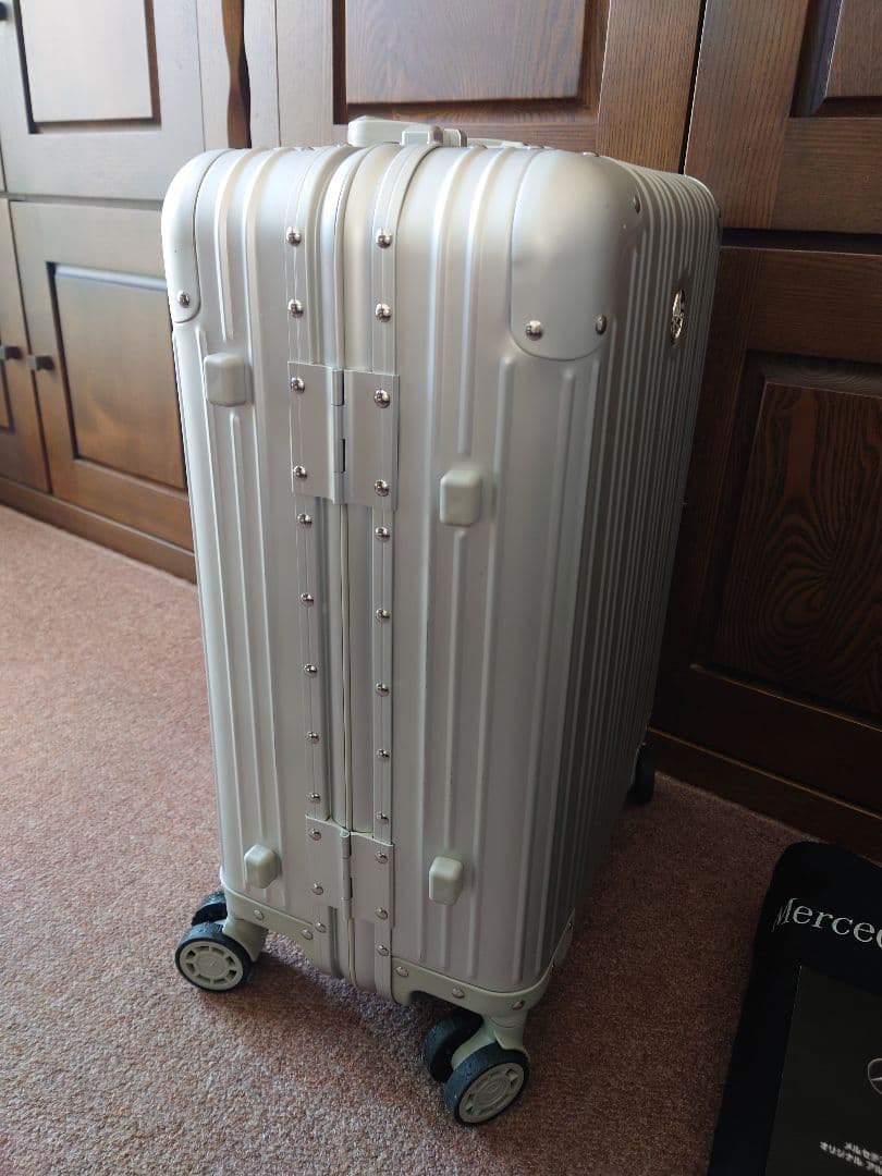 非売品 Mercedes-Benz アルミスーツケース メルセデスノベルティ