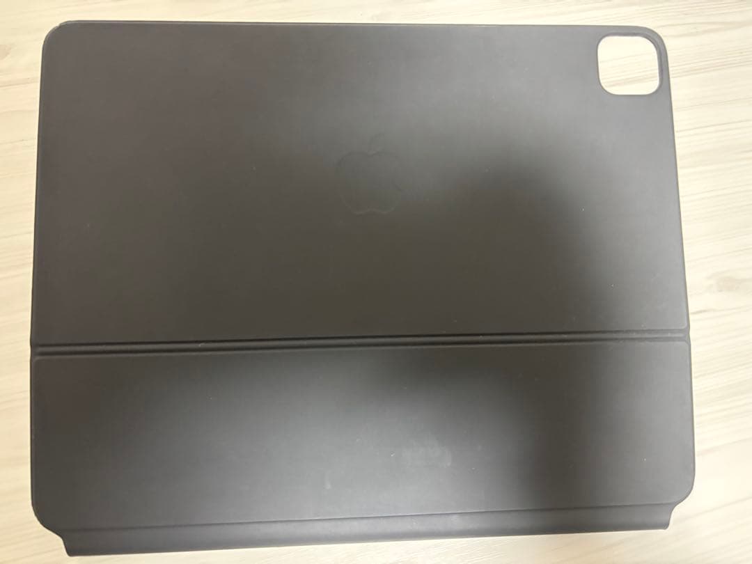 iPad Air13インチ　　　　M 2 カバー　純正