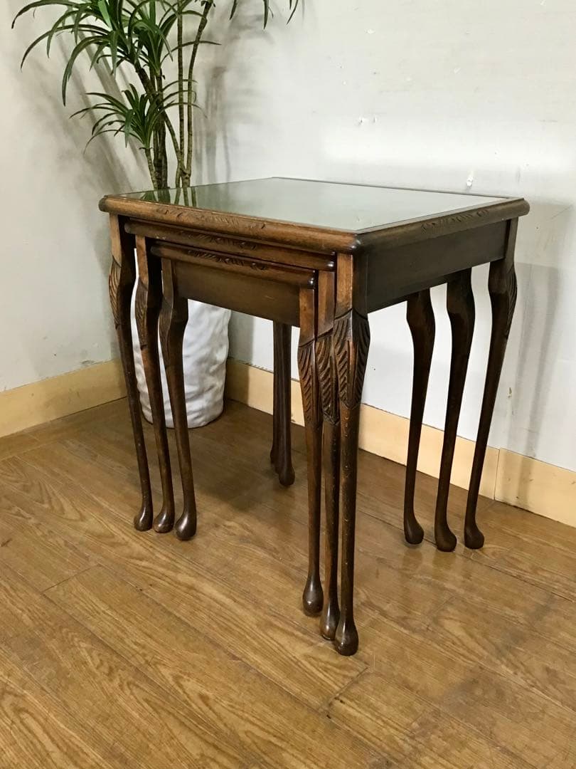 管116☆イギリス製☆アンティーク☆ウォールナット☆ネストテーブル☆天板ガラス付