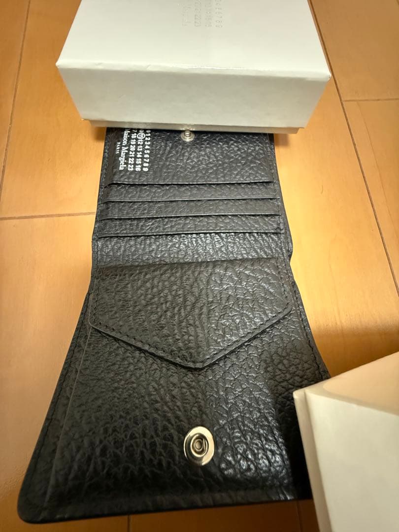 Maison Margiela ブラックレザー二つ折財布